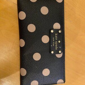 Kate Spade New York Bi-Fold Leather Wallet Black Beige Polka Dot Snap Closure